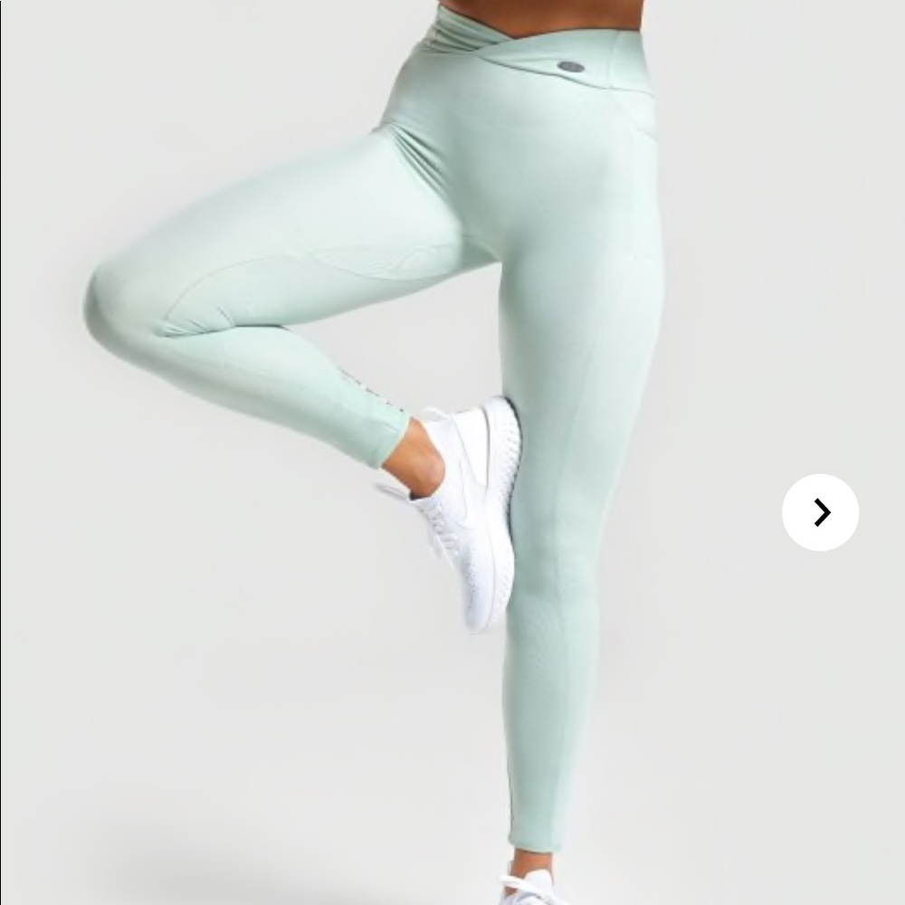 NWT !! GymShark Poise Leggings in pistachio